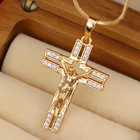 "Rose Gold Crucifix Pendant with Crystal Accents and Detailed Design, XPPT1865 - Picture 1 of 13